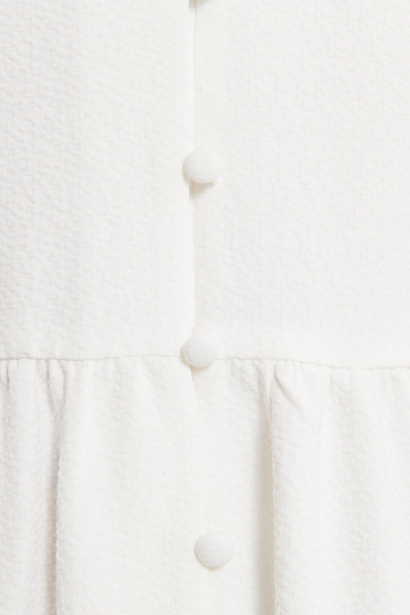 biała sukienka z krótkim rękawem v-neck