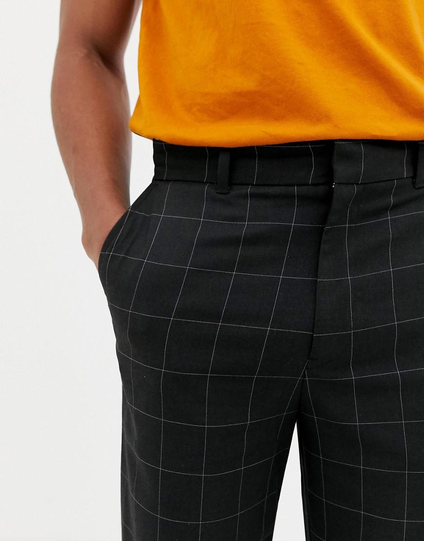 czarne proste spodnie kratka casual
