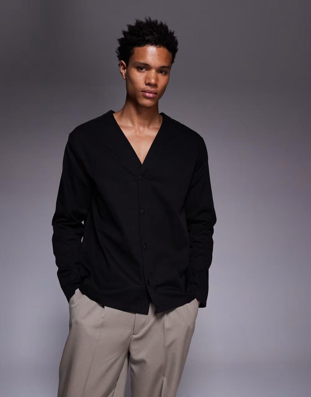 CZARNA KOSULA GUZIKI V-NECK