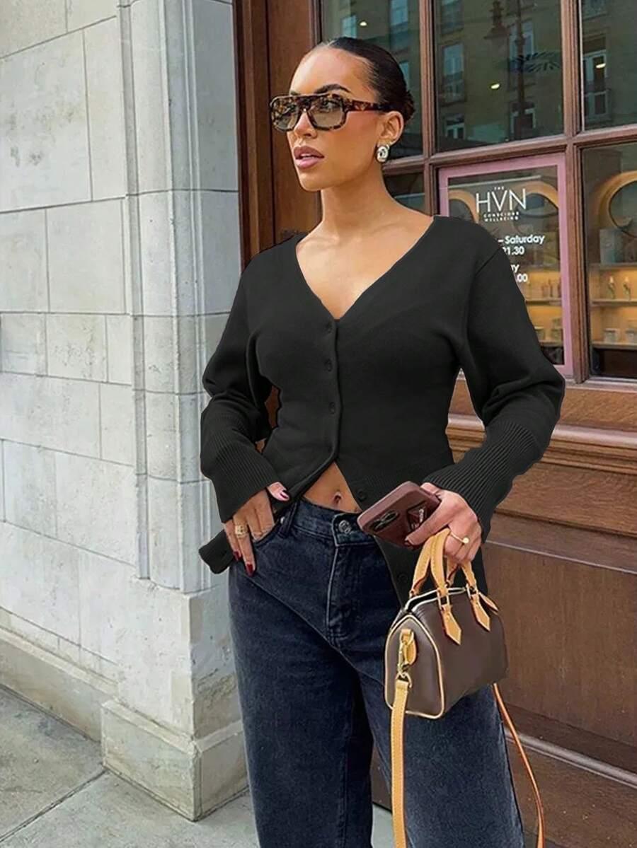 CZARNY DZIANINOWY SWETER