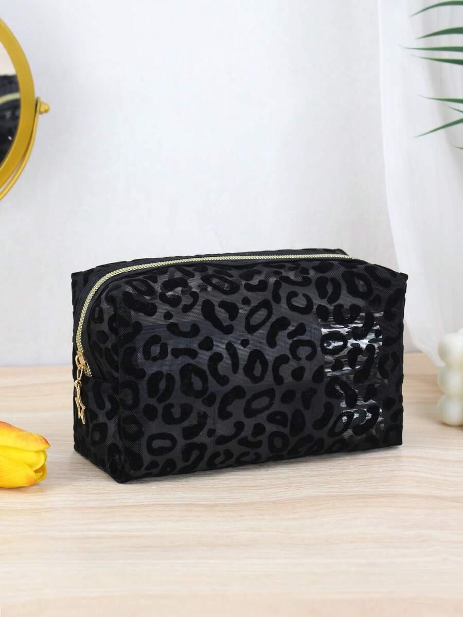 czarna kosmetyczka animal print