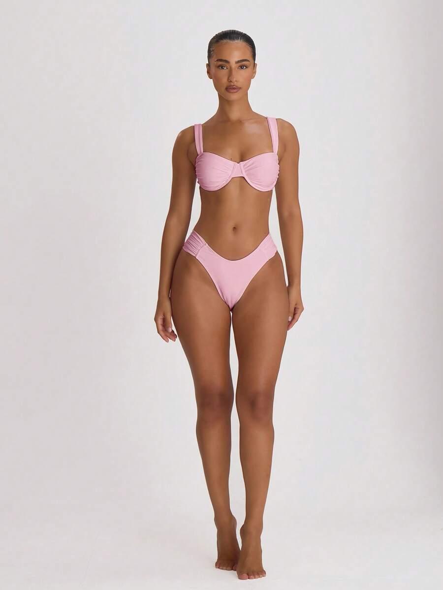RÓŻOWA GÓRA OD BIKINI