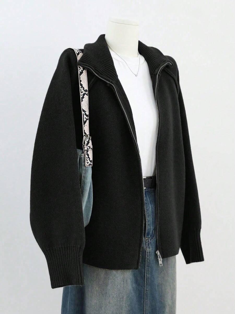 CZARNY ROZPINANY SWETER 