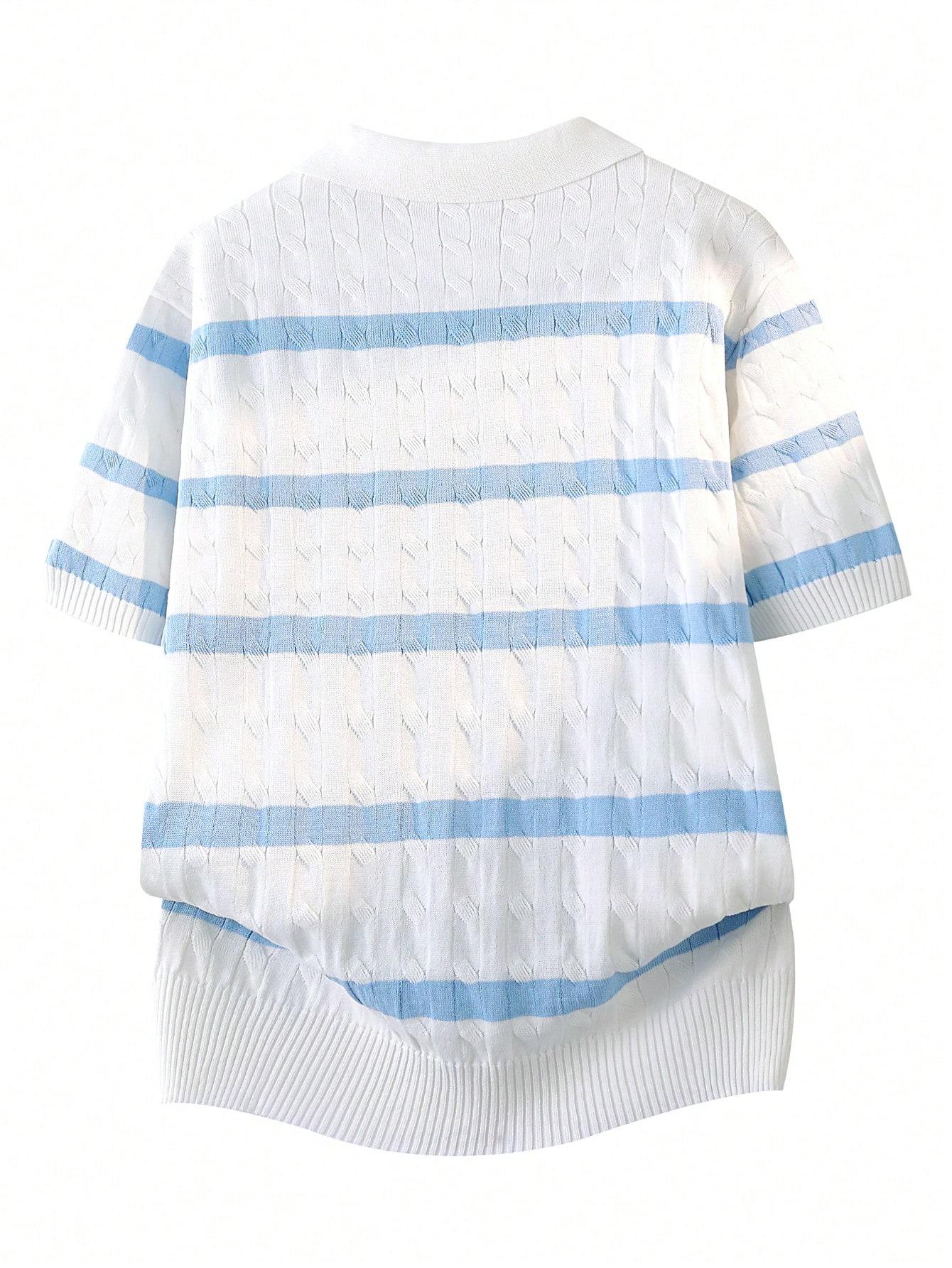 biały t-shirt paski kołnierzyk 