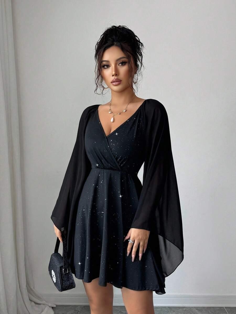 CZARNA MINI SUKIENKA
