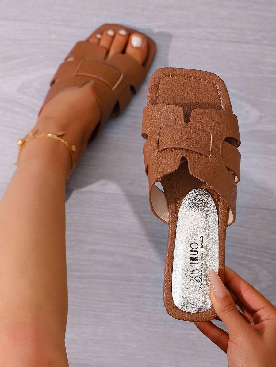 BRĄZOWE KLAPKI CASUAL