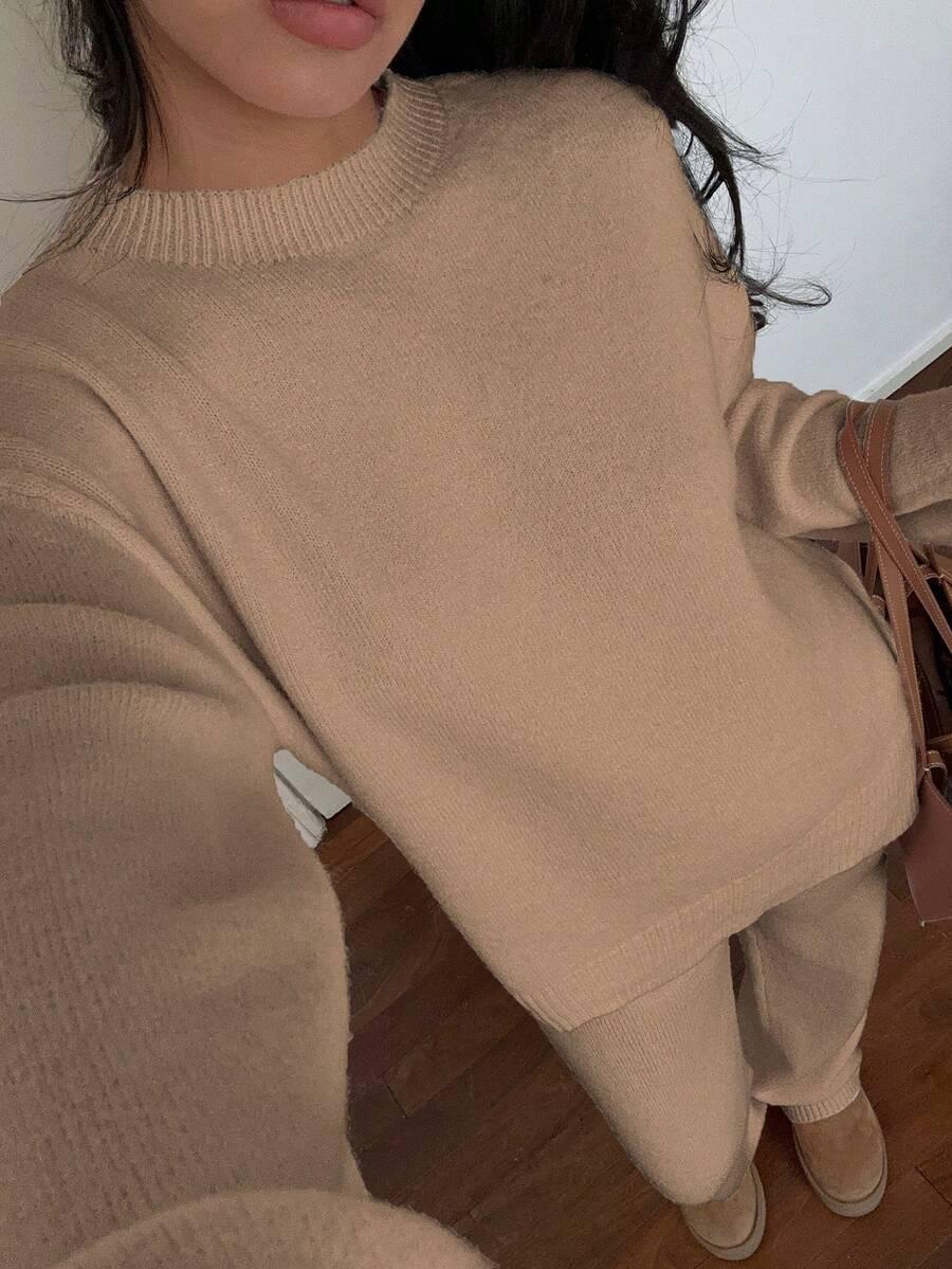 KOMPLET SWETER SPODNIE 