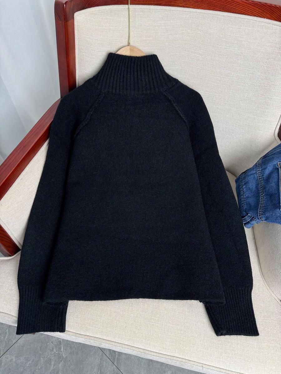 CZARNY ROZPINANY SWETER 