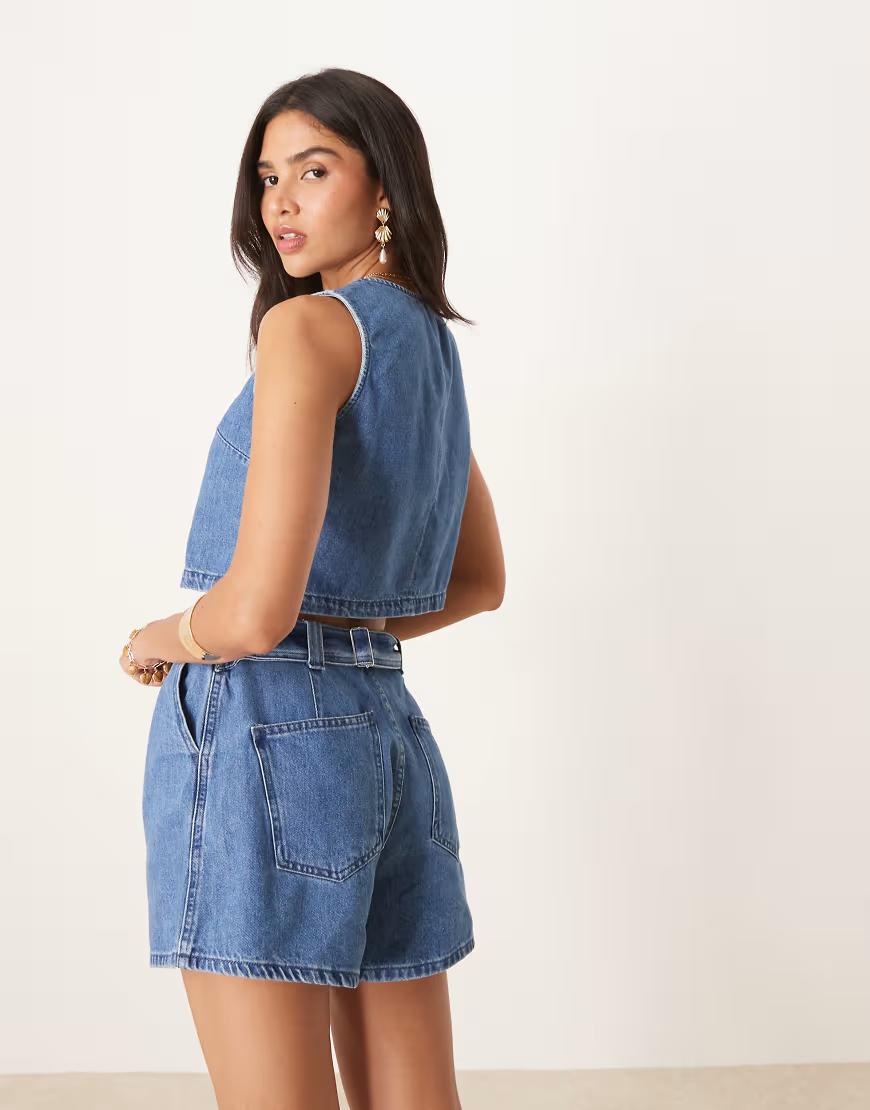 NIEBIESKI TOP JEANS GUZIKI 