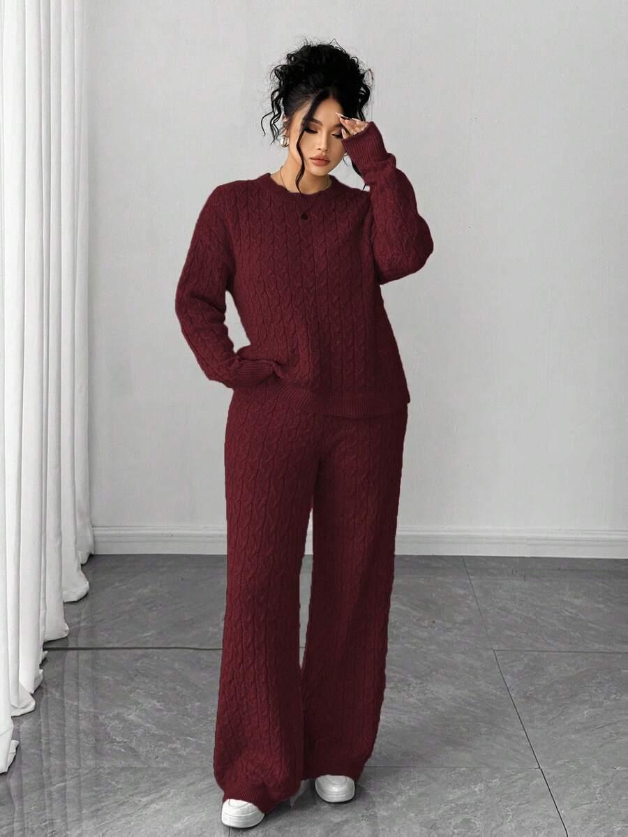 SWETER SPODNIE KOMPLET