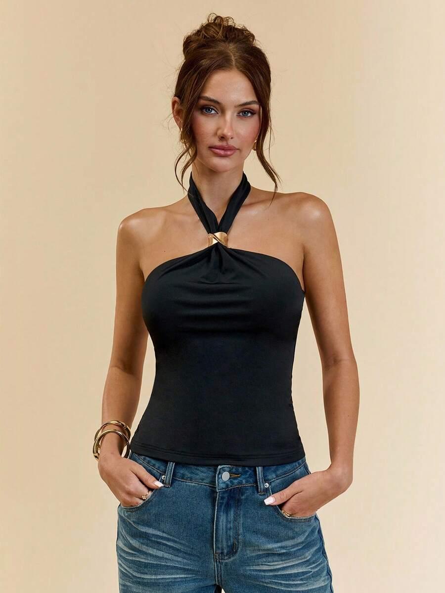czarny top odkryte plecy
