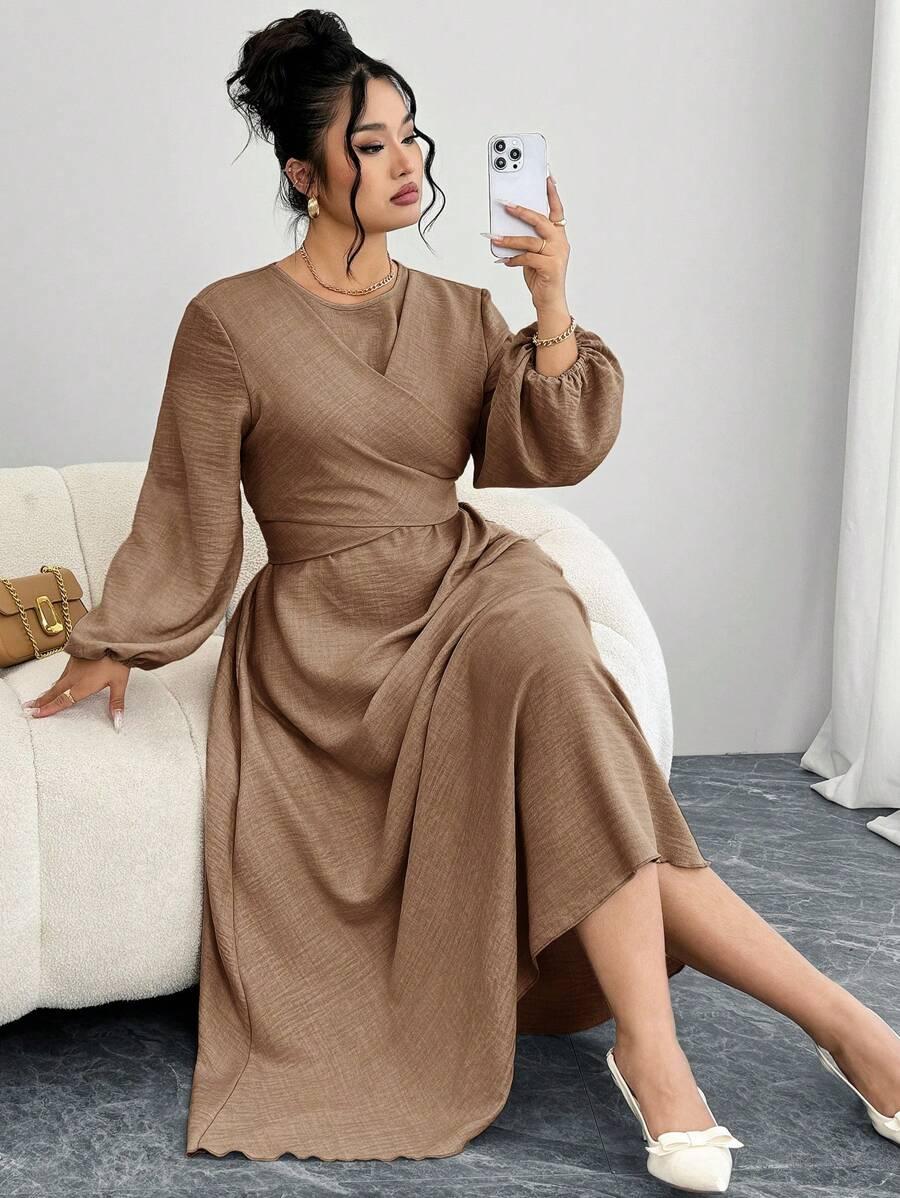 SUKIENKA PLUS SIZE ROZKLOSZOWANA MIDI DŁUGI RĘKAW