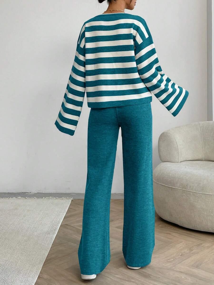 SWETER SPODNIE KOMPLET