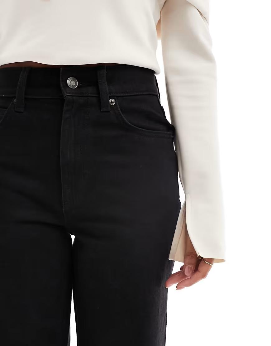CZARNE SPODNIE JEANS 