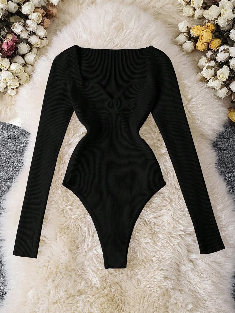 czarne dzianinowe body