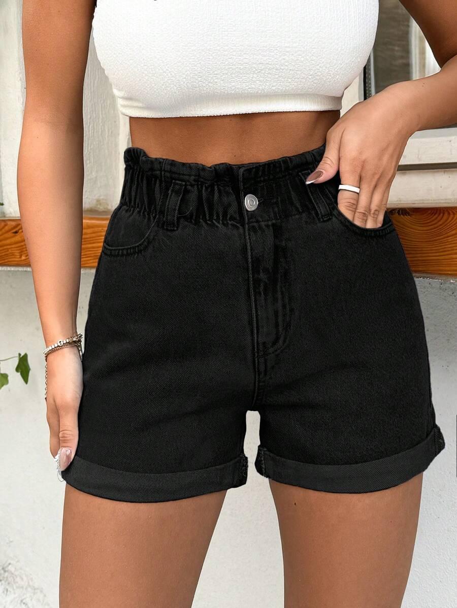 czarne spodenki jeans