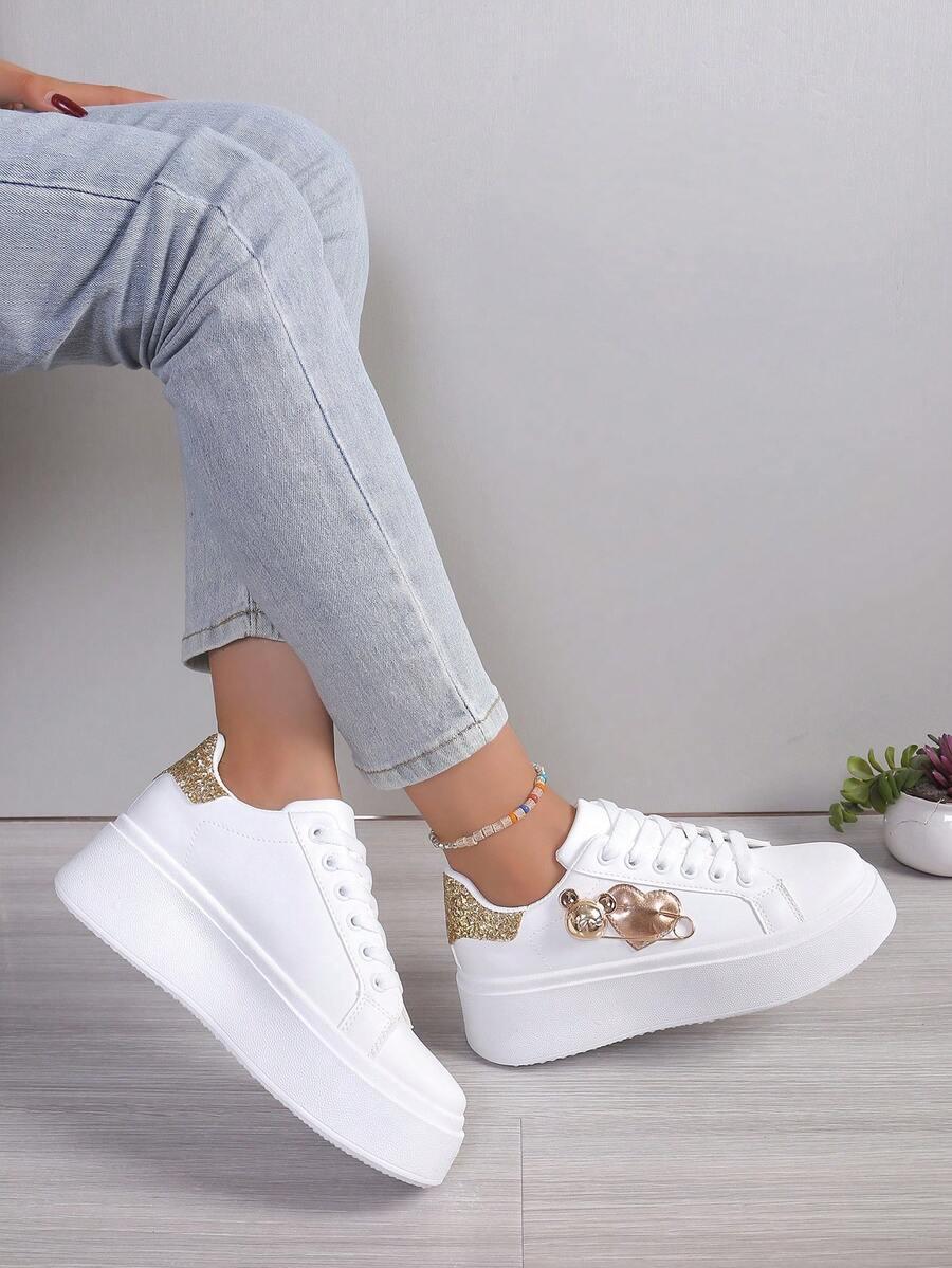SZNUROWANE BUTY SPORTOWE