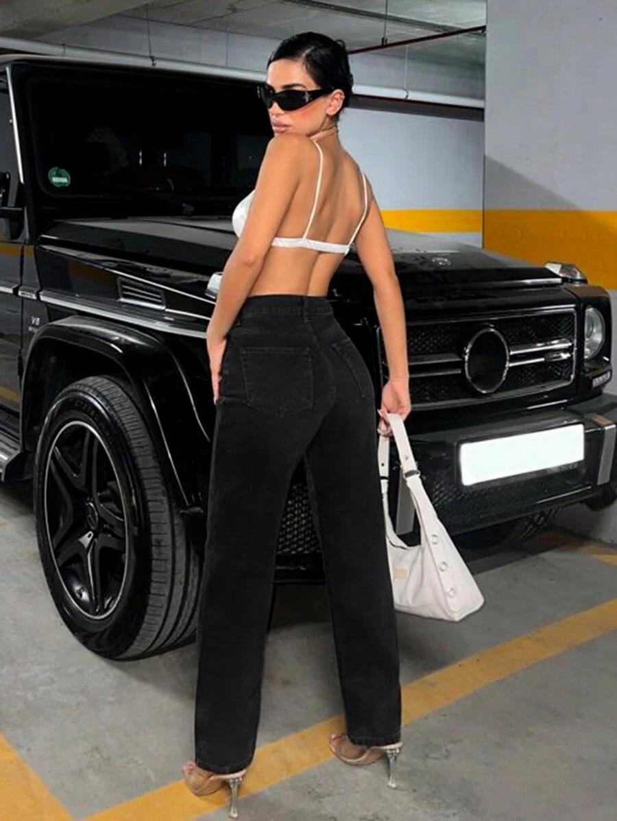 czarne spodnie jeans 