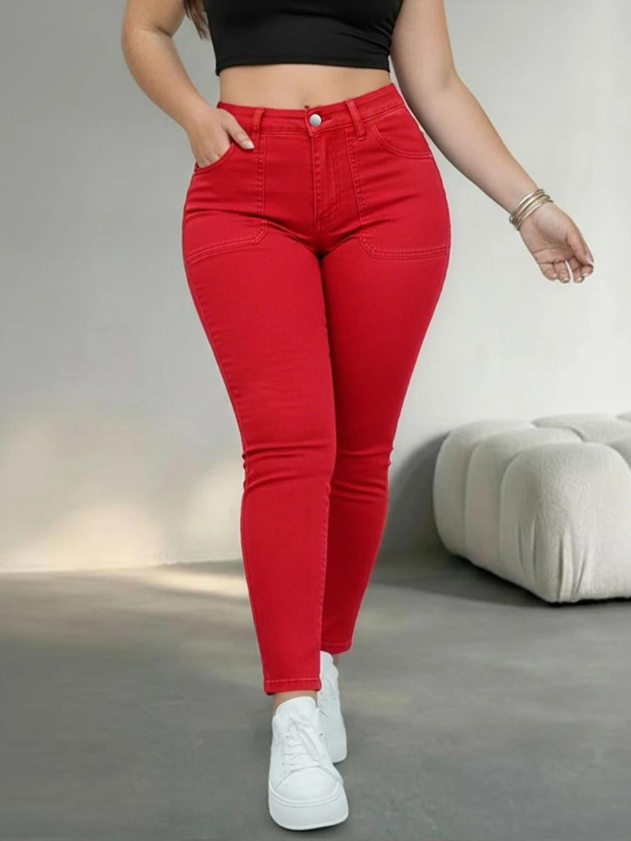 czerwone spodnie jeans