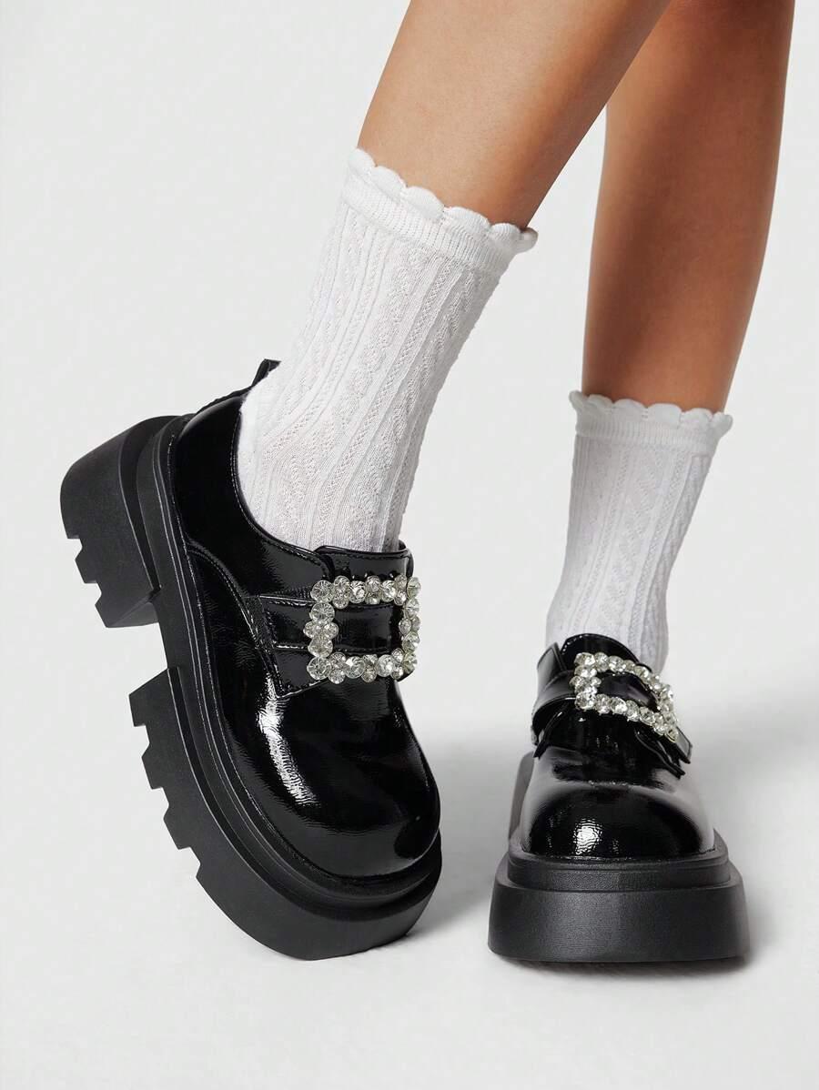 MOKASYNY DAMSKIE Z KLAMRĄ