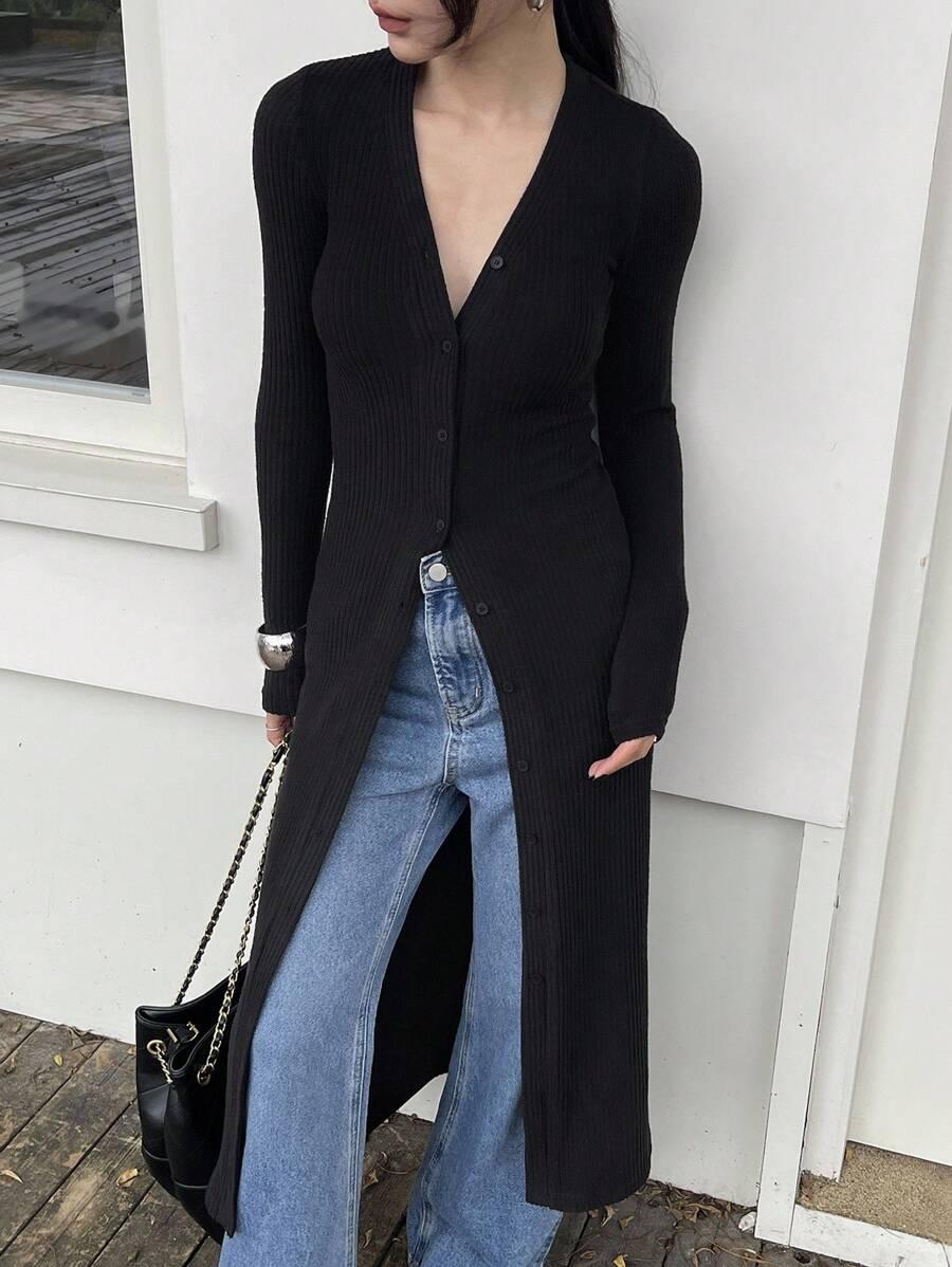 czarny sweter kardigan
