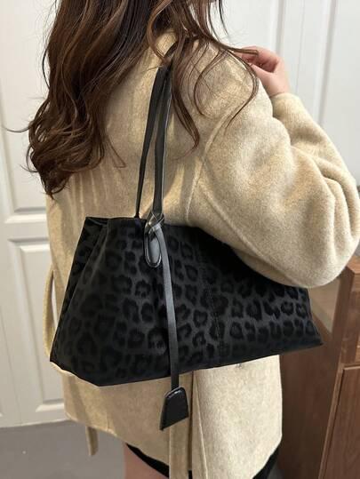 czarna torebka animal print 