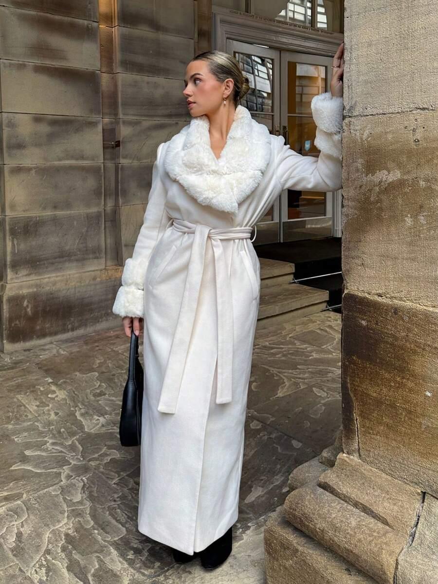 ELEGANCKI WEŁNIANY PŁASZCZ  KLASYCZNY
