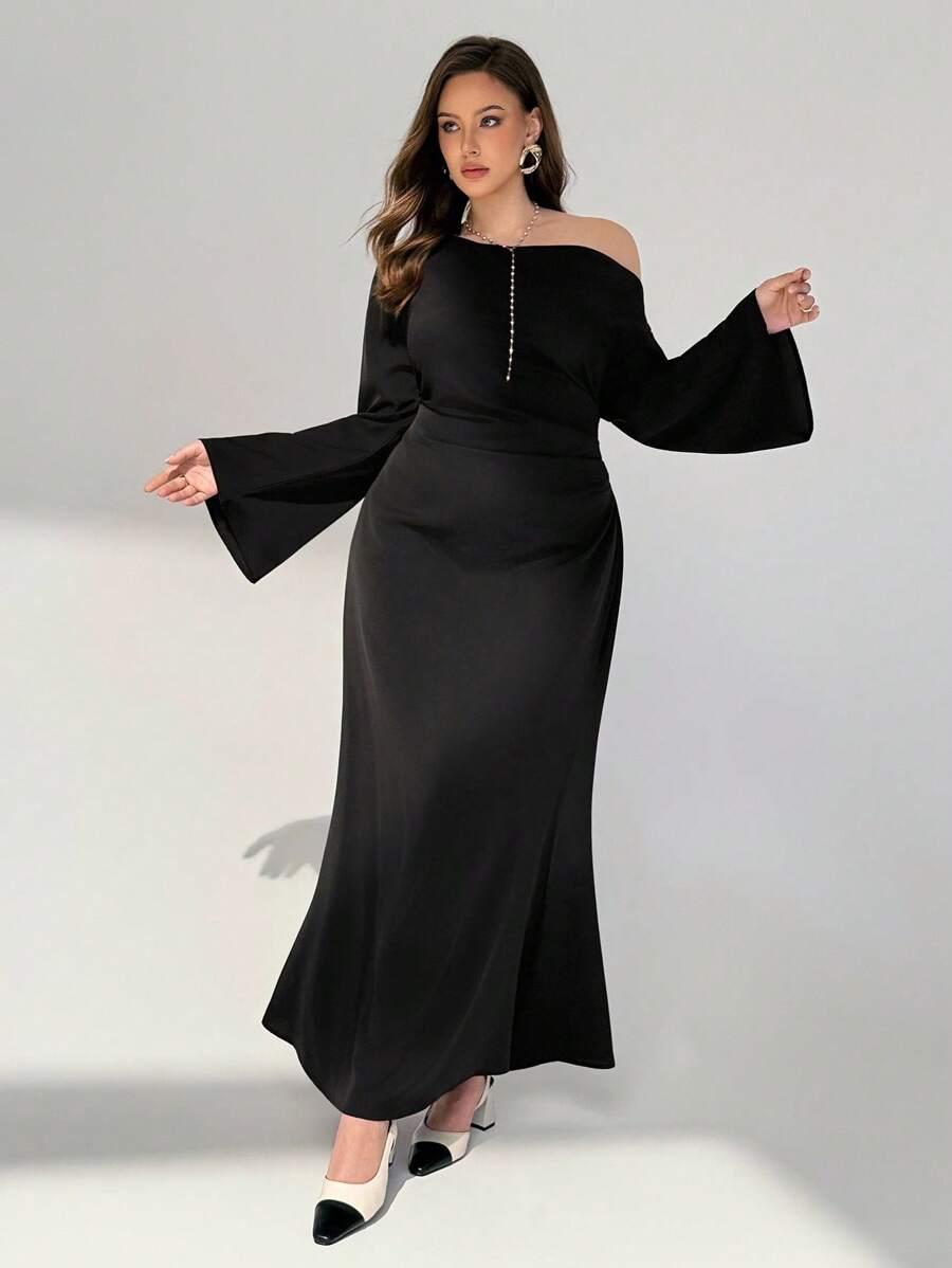 CZARNA MAXI SUKIENKA 