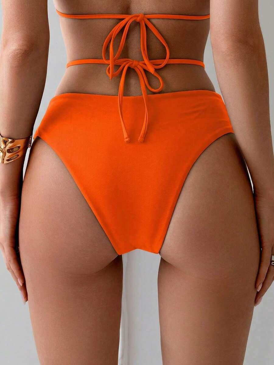 DÓŁ OD BIKINI