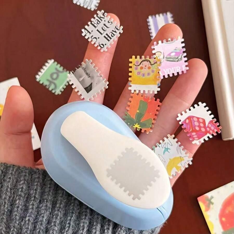 niebieski dziurkacz 1szt