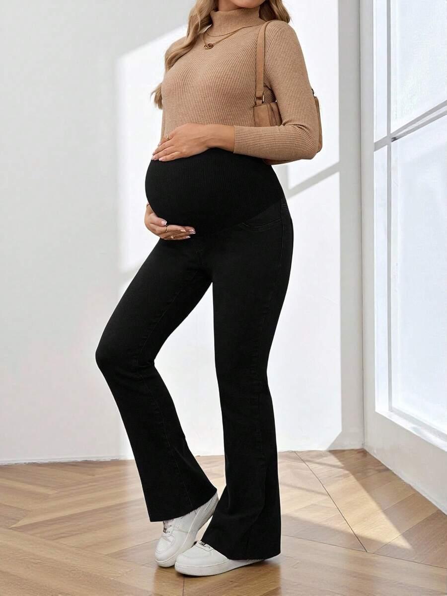 czarne spodnie jeans