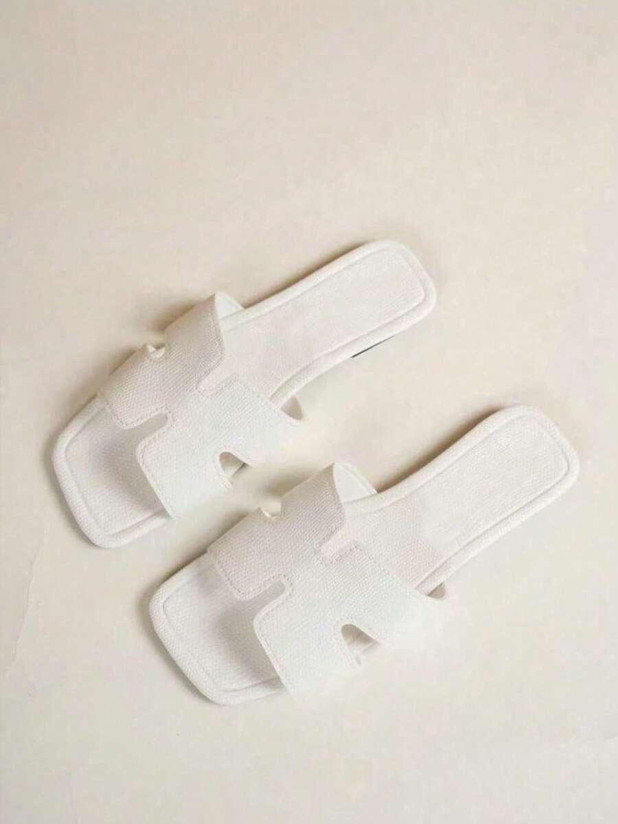 KREMOWE KLAPKI CASUAL