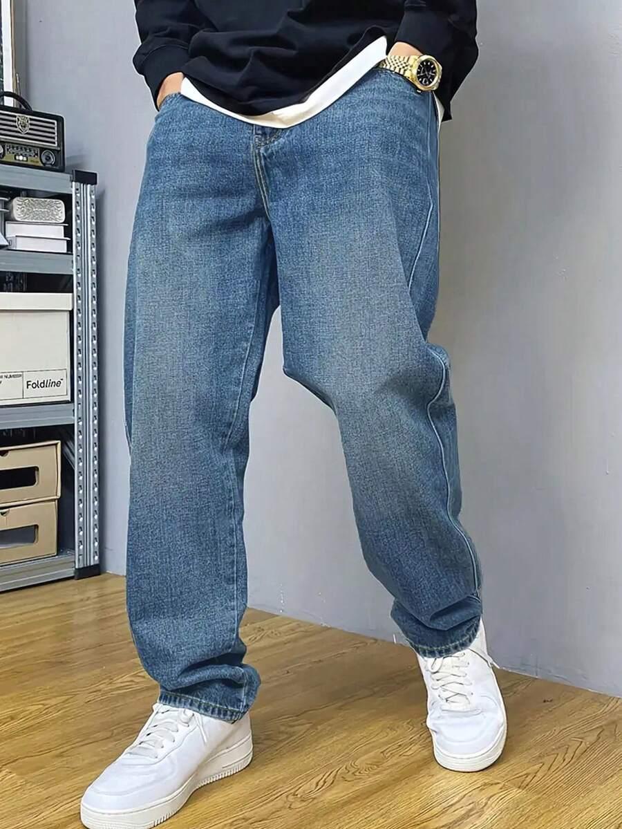 niebieskie spodnie jeans 