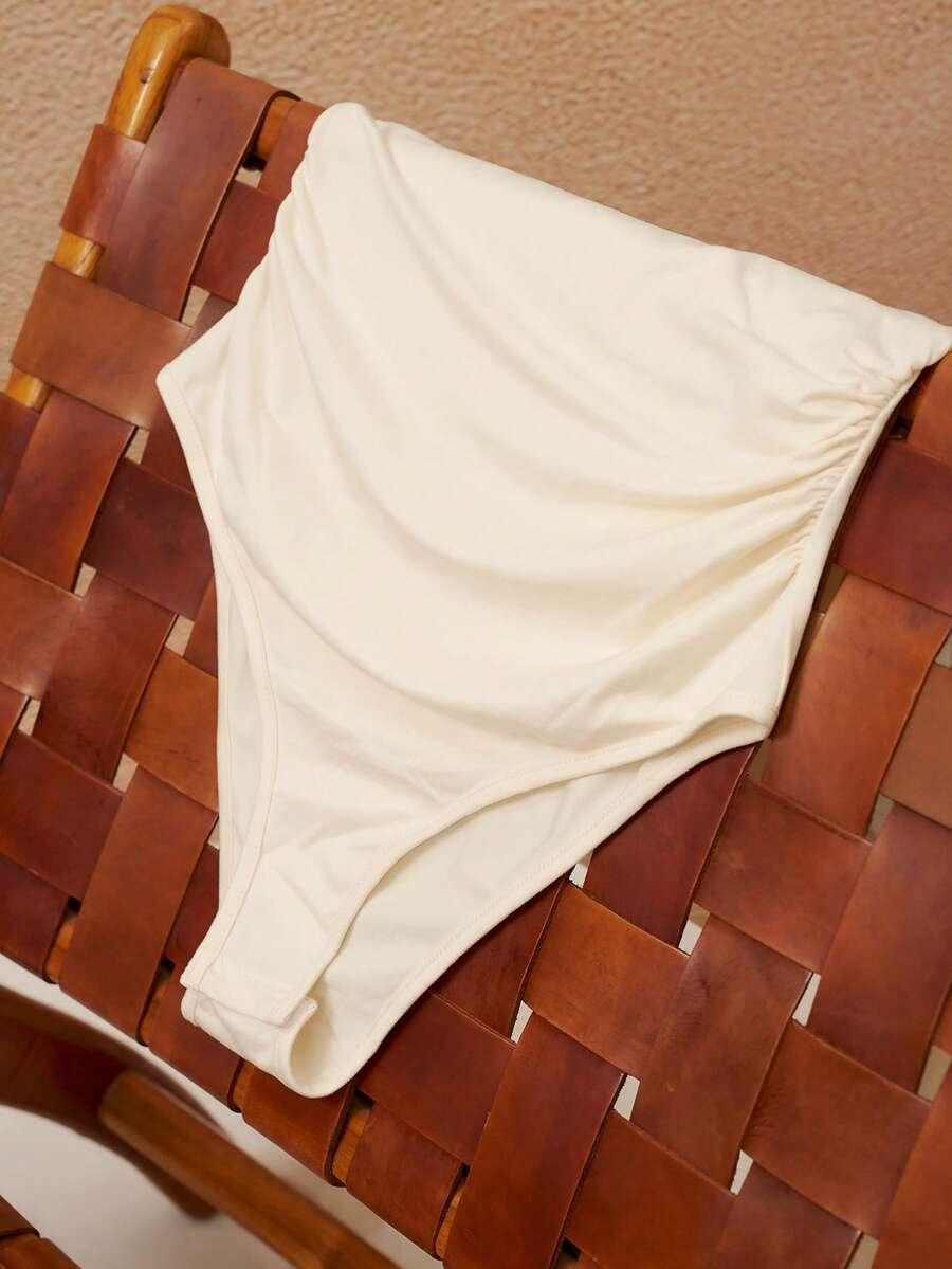 kremowe body zdobienie