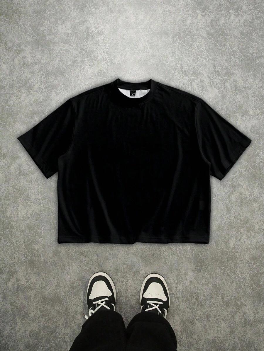 CZARNY T-SHIRT NADRUK