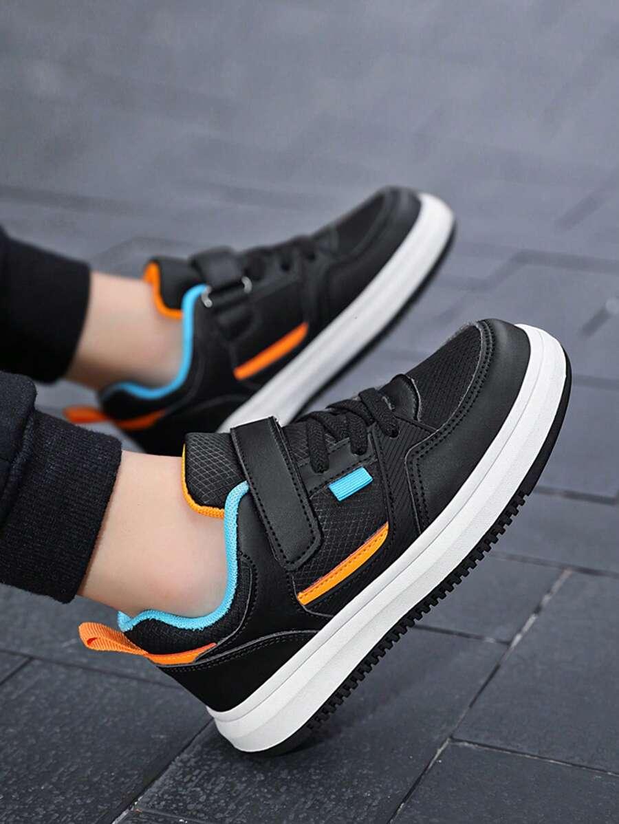 CZARNE SZNUROWANE BUTY SPORTOWE 