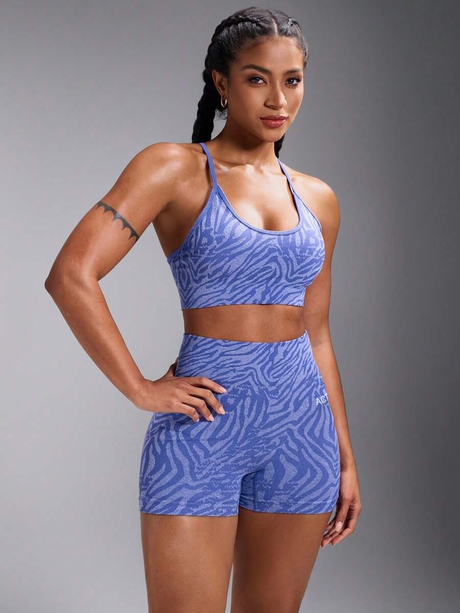 sportowy komplet top spodenki