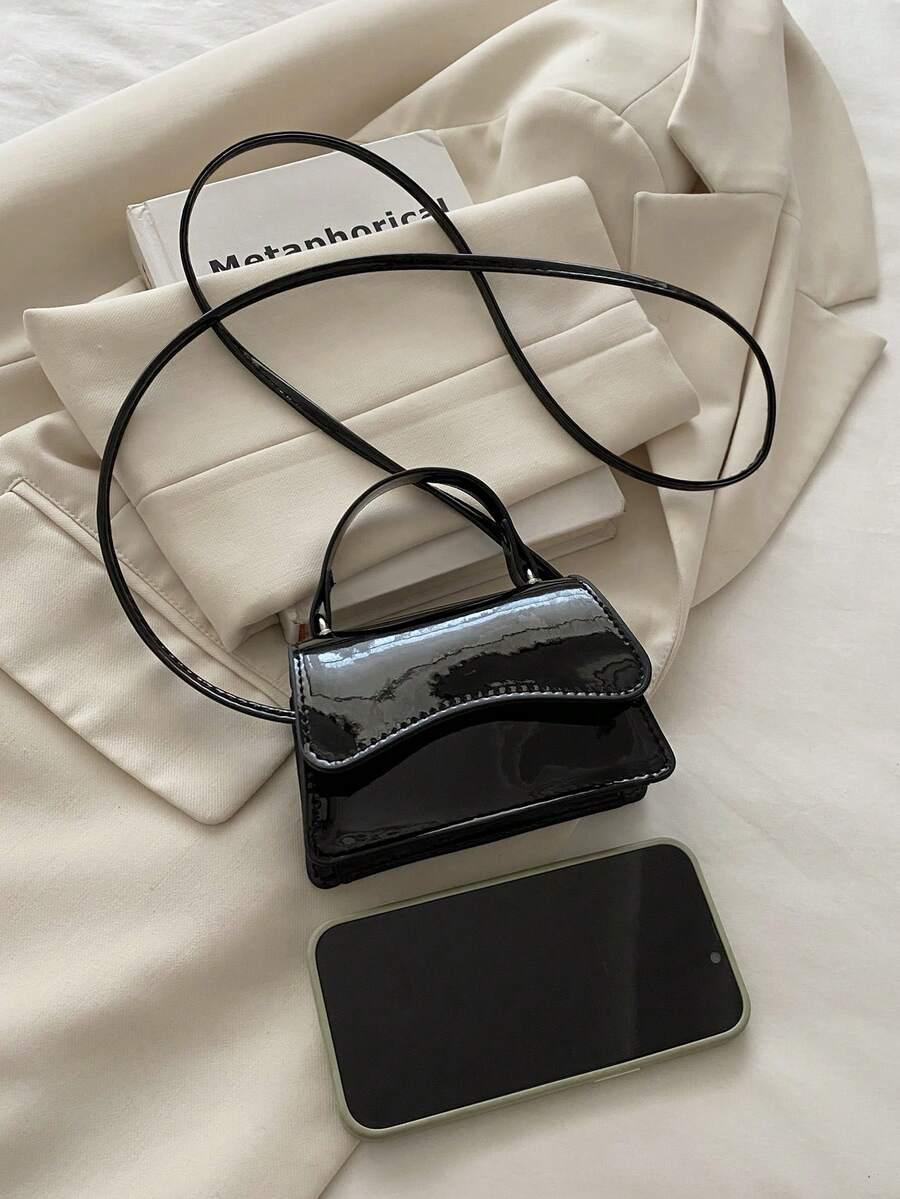 czarna mini torebka