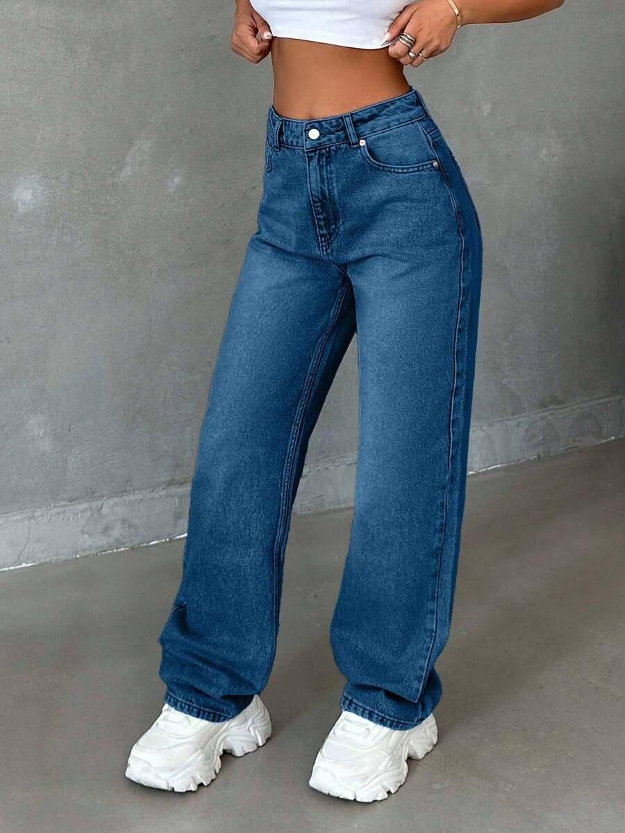niebieskie spodnie jeans 