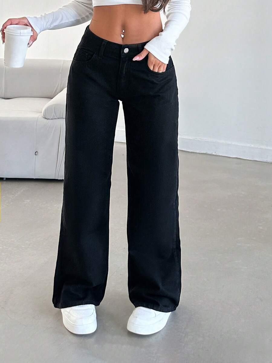 czarne spodnie jeans 