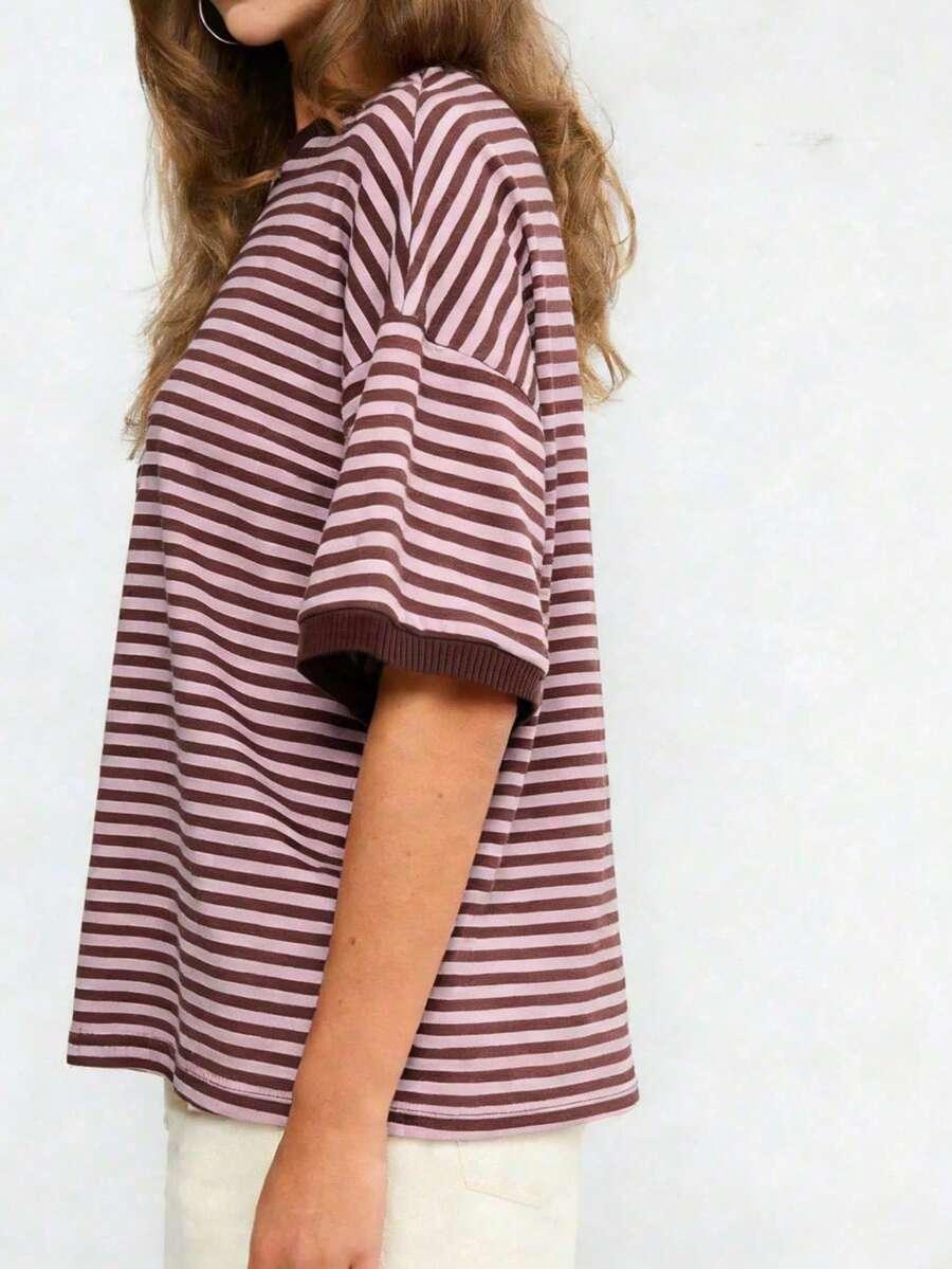 t-shirt wzór paski
