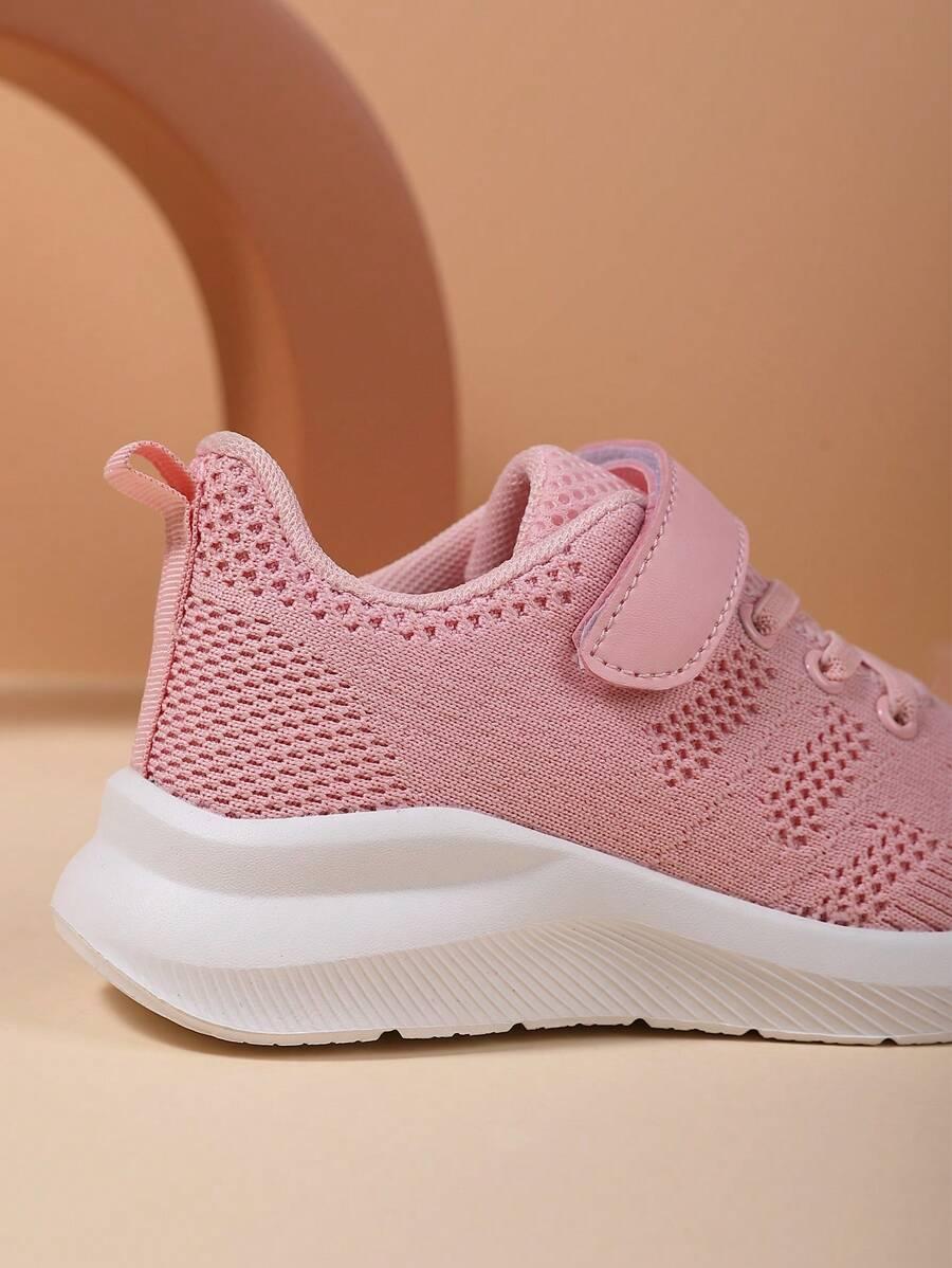 różowe buty sportowe