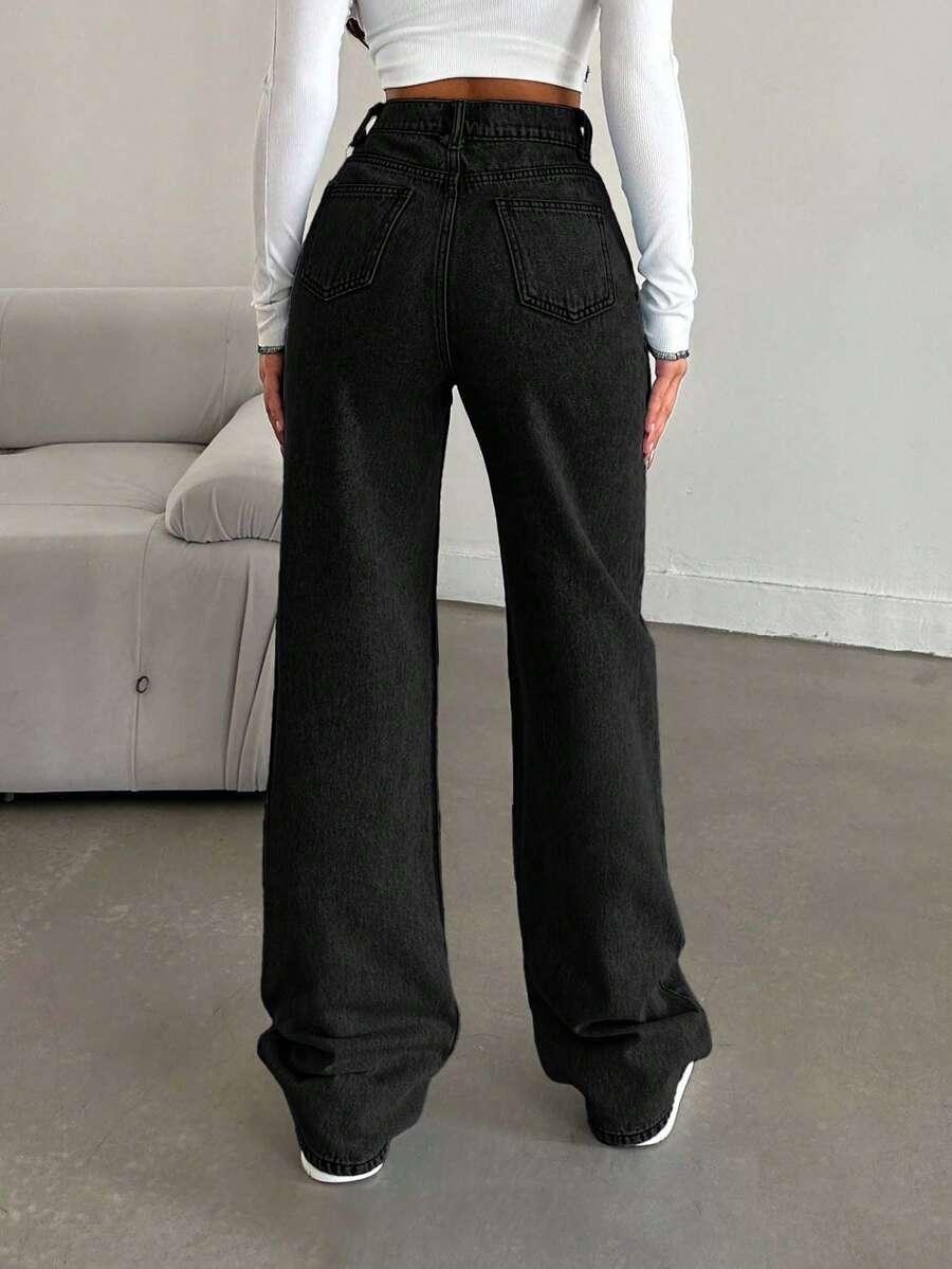 czarne spodnie jeans