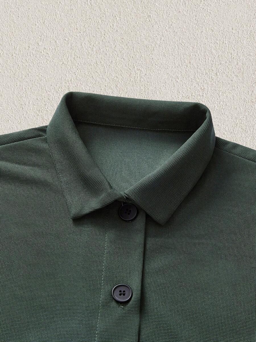zielona koszula krótki rękaw tekstura