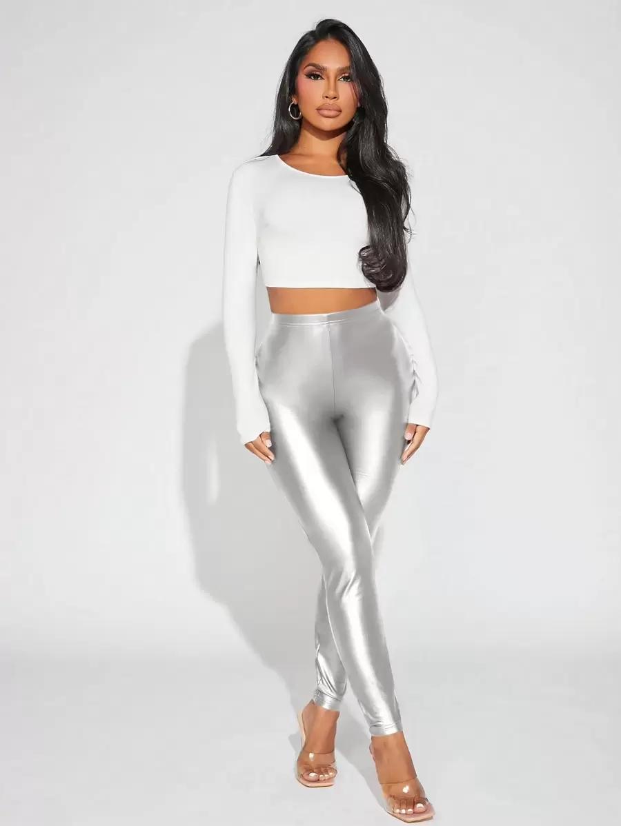 SREBRNE METALICZNE LEGGINSY 