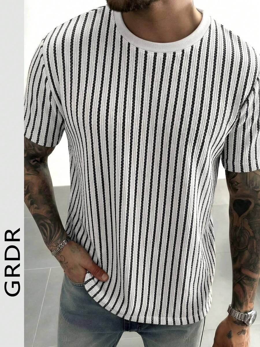 T-SHIRT W PASKI CASUAL
