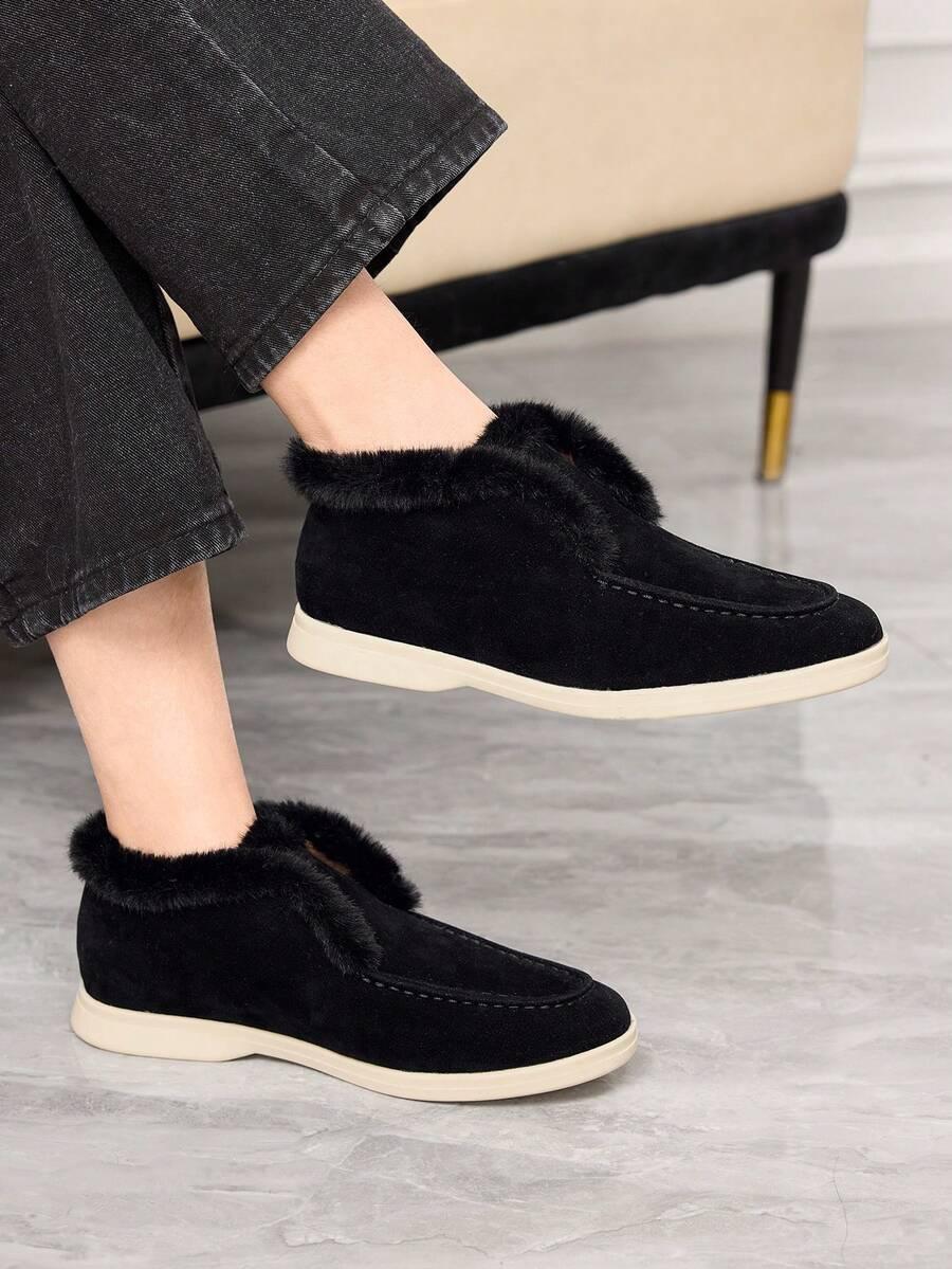 CZARNE BUTY FUTERKO
