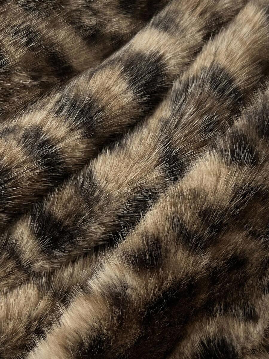 KURTKA ANIMAL PRINT KAPTUR