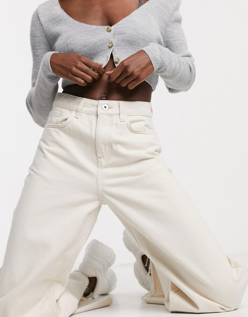 KREMOWE SPODNIE JEANS