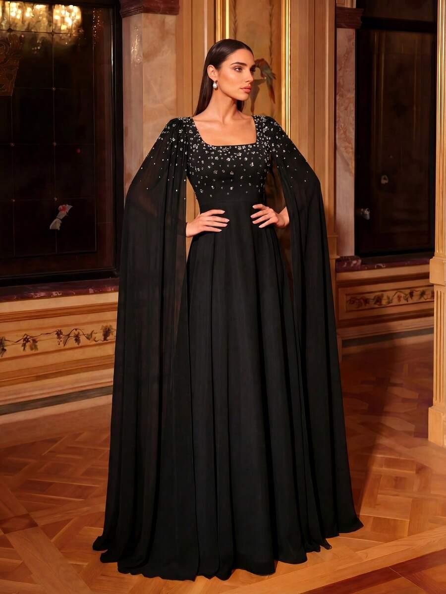 czarna sukienka maxi zdobienia